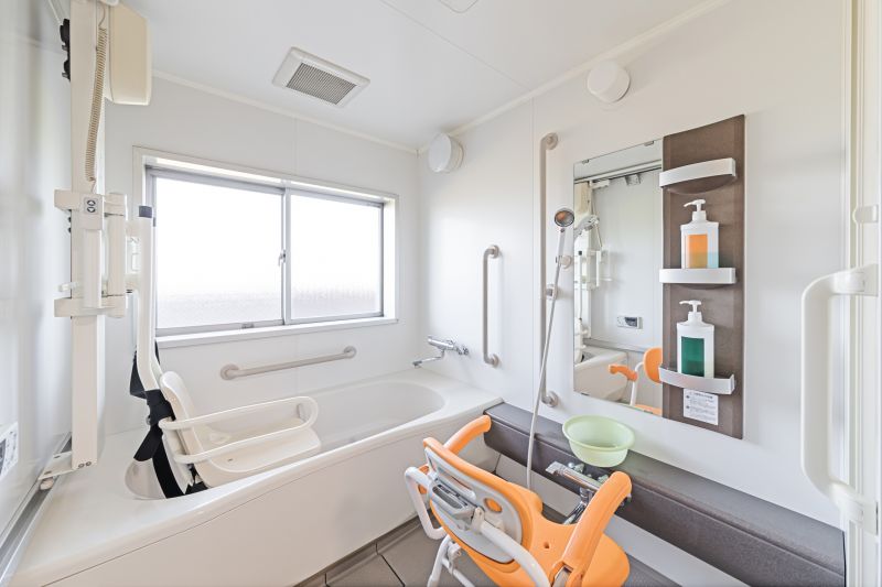 Walk-In Tub with Seat